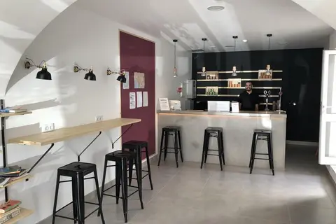 Hostellicious in Mexilhoeira Grande — foto 12