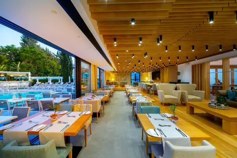 Anemi Hotel & Suites in Paphos — foto 23