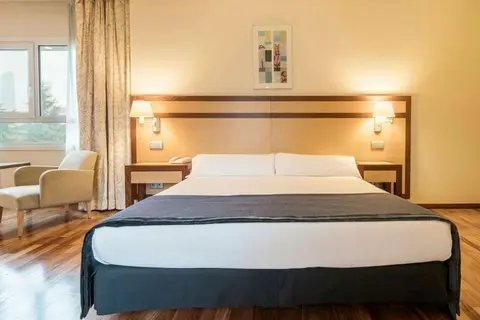Hotel Ilunion Pio XII in Madrid — foto 7