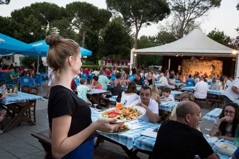 Camping hu I Pini Village foto 13