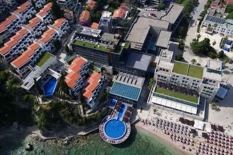 Avala Resort & Villas in Budva — foto 10