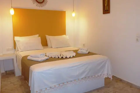 Atalos Hotel  Apartments & Suites in SUNFLOWER SANTORINI, foto 12