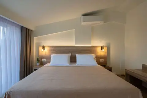 Aetherion Studios & Suites in Καλύβες Πολυγύρου — foto 17
