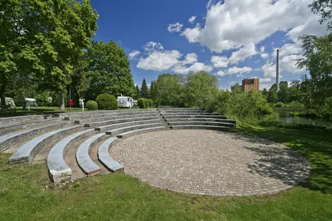 Knaus Campingpark Frickenhausen foto 5