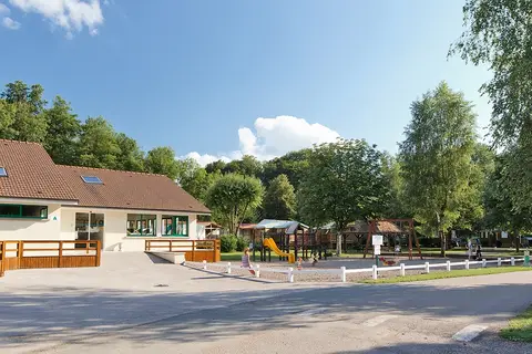 Camping Le Val De Bonnal in Bonnal — foto 8