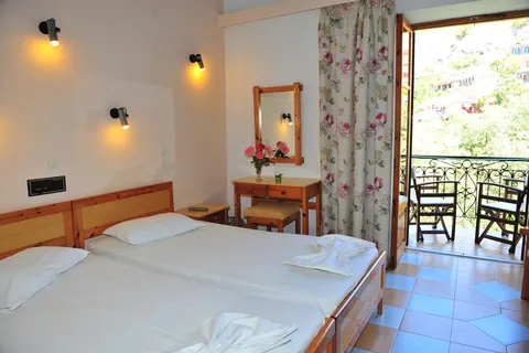 Amfitriti Hotel in Molyvos — foto 8