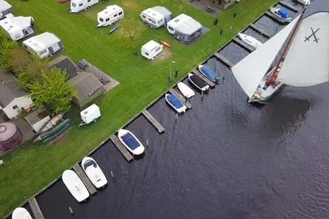 Watersportcamping Tussen De Diepen in Blokzijl — foto 20