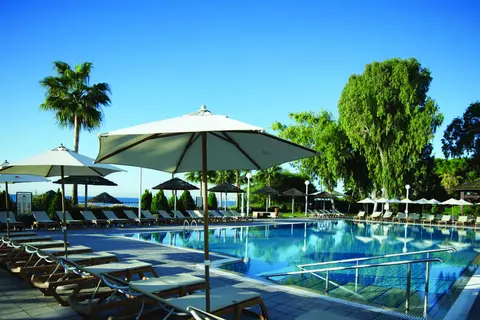 Atlantica Miramare Beach Hotel in Limassol — foto 2