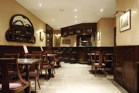 Hotel Gaudi in Barcelona — foto 8