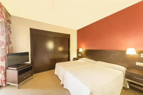 Las Palmeras Affiliated by FERGUS in Fuengirola — foto 21