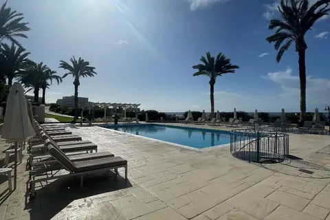 Vrachia Beach Resort in Paphos — foto 19