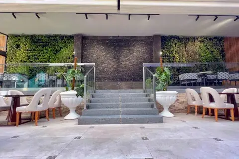 Marjan Plaza Hotel in Tbilisi — foto 19
