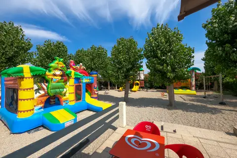 Vakantiepark Tamaris & Les Portes Du Soleil in Portiragnes — foto 13