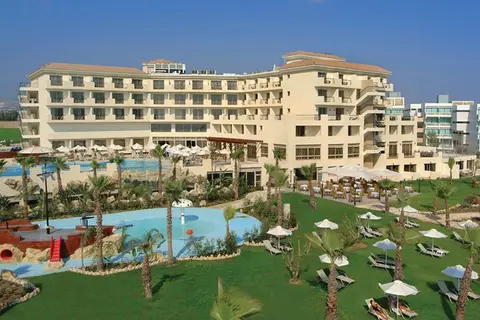 Aquamare Beach & Spa in Paphos — foto 22