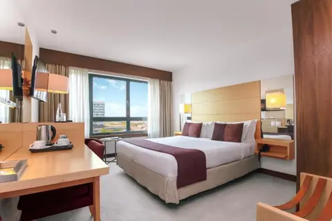 Hotel Acores Lisboa in Almada — foto 19