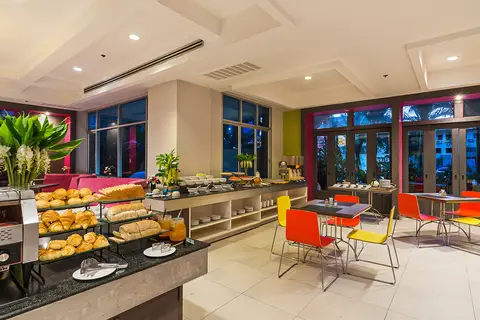 Sunshine Vista Hotel in พัทยา — foto 10