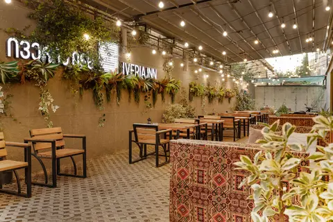 Iveria Inn in Tbilisi — foto 8