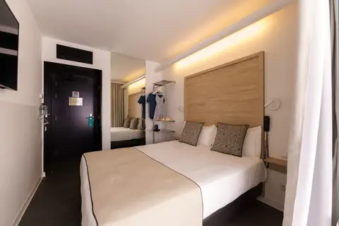Hotel Casa Lit in Barcelona — foto 3