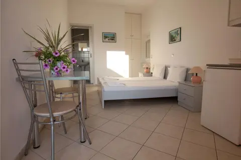 Cosmi Apartments By Estia in Δημοτική Ενότητα Γουβών — foto 17