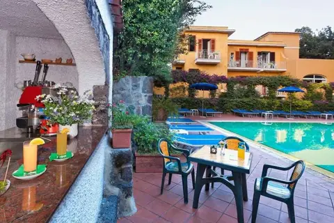 Hotel Cleopatra Ischia in Ischia — foto 9