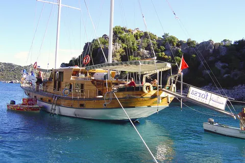 Blue Cruise & Eftalia Aytur foto 7