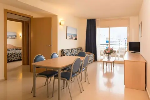 H-Top Royal Sun Suites in Santa Susanna — foto 5