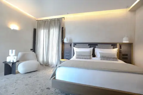 Aeonic Suites & Spa Mykonos in Τούρλος — foto 5