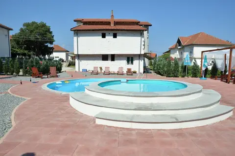 Basoski Apartments in Pestani — foto 27