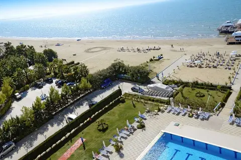 Hotel Bleart in Durrës — foto 10