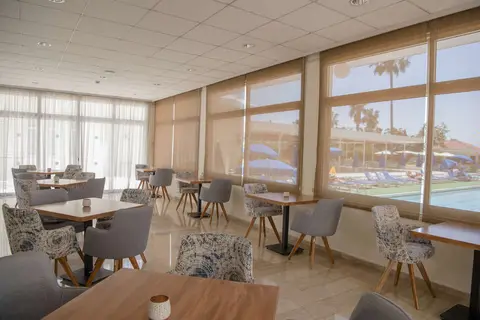 Kissos Hotel in Paphos — foto 6