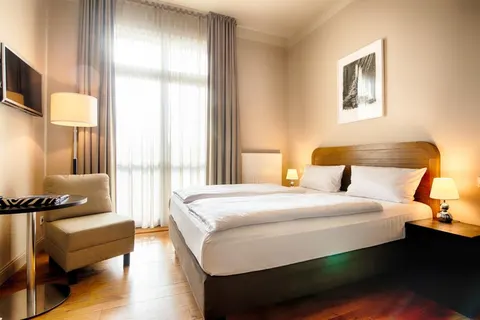 Mondrian Suites Hotel Berlin Checkpoint Charlie in Berlin — foto 2