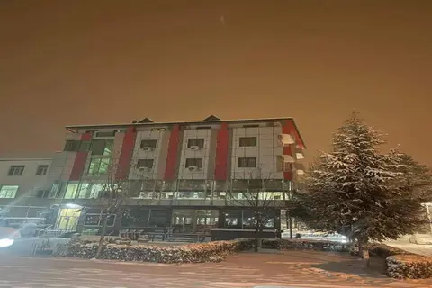 Hotel Piazza in Peshkopia — foto 2