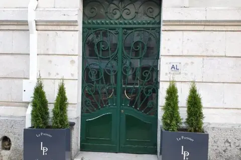 Le Premier Lisbon Suites in Évora