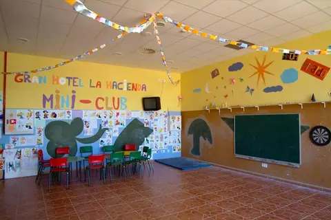 Ohtels la Hacienda in Vila-seca — foto 15