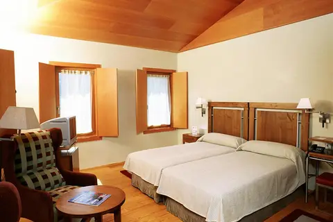 Parador de Santo Estevo in Nogueira de Ramuín — foto 24
