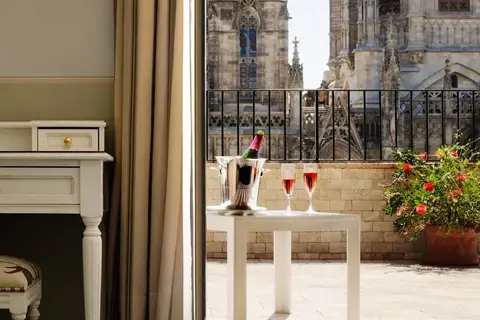 Lamaro Hotel in Barcelona — foto 13