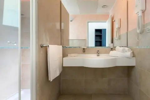 Stromboli Hotel Villaggio in Rome — foto 13