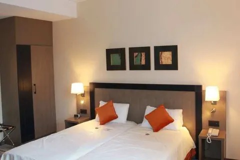 Castel de Pont-à-Lesse foto 6