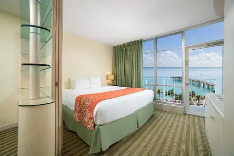 Newport Beachside Resort in Sunny Isles Beach — foto 14
