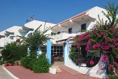 Nirvana Beach Hotel in Θεολόγος — foto 23