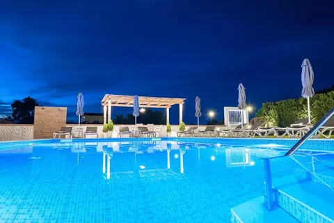 White Canvas Boutique Studios in Δημοτική Ενότητα Λαγανά — foto 27