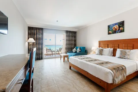 Sunrise Solara Aqua Park in Al Ahia' — foto 8