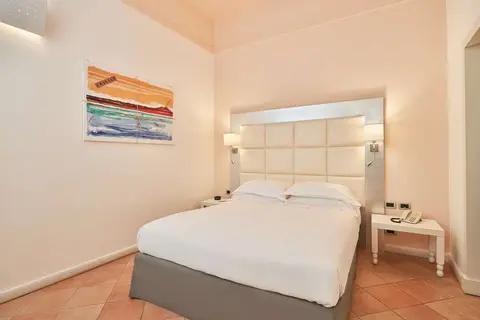 Palazzo Caracciolo Napoli in Napels, foto 3