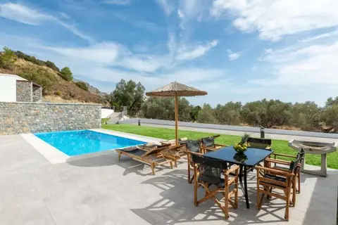 Terra Pietra Villas & Suites in Lardos, foto 10