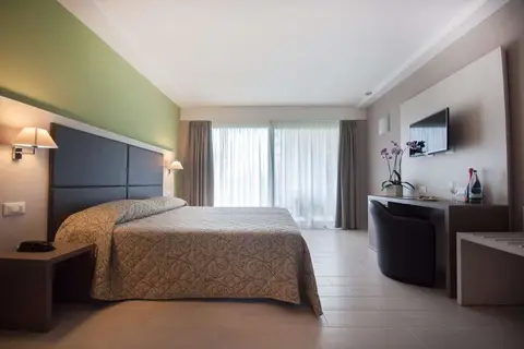 Park Hotel Casimiro Village in San Felice del Benaco — foto 4