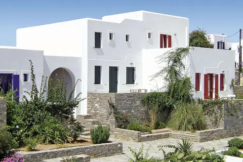 Mr & Mrs White Paros in Νάουσα — foto 9