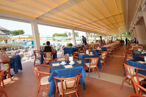 Savoy Beach Hotel & Thermal Spa in Bibione, foto 7