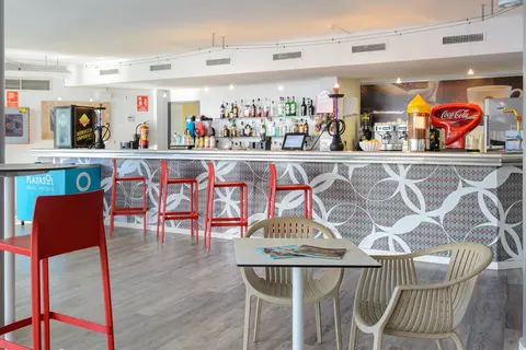 Apartamentos Vibra Tivoli in Sant Jordi de ses Salines — foto 8