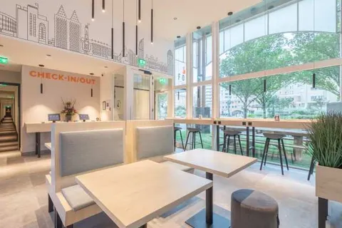 Fox Hotel The Hague Scheveningen in The Hague — foto 2