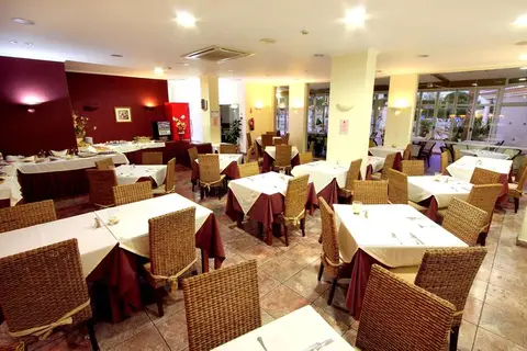 Clube Porto Mos in Lagos — foto 7